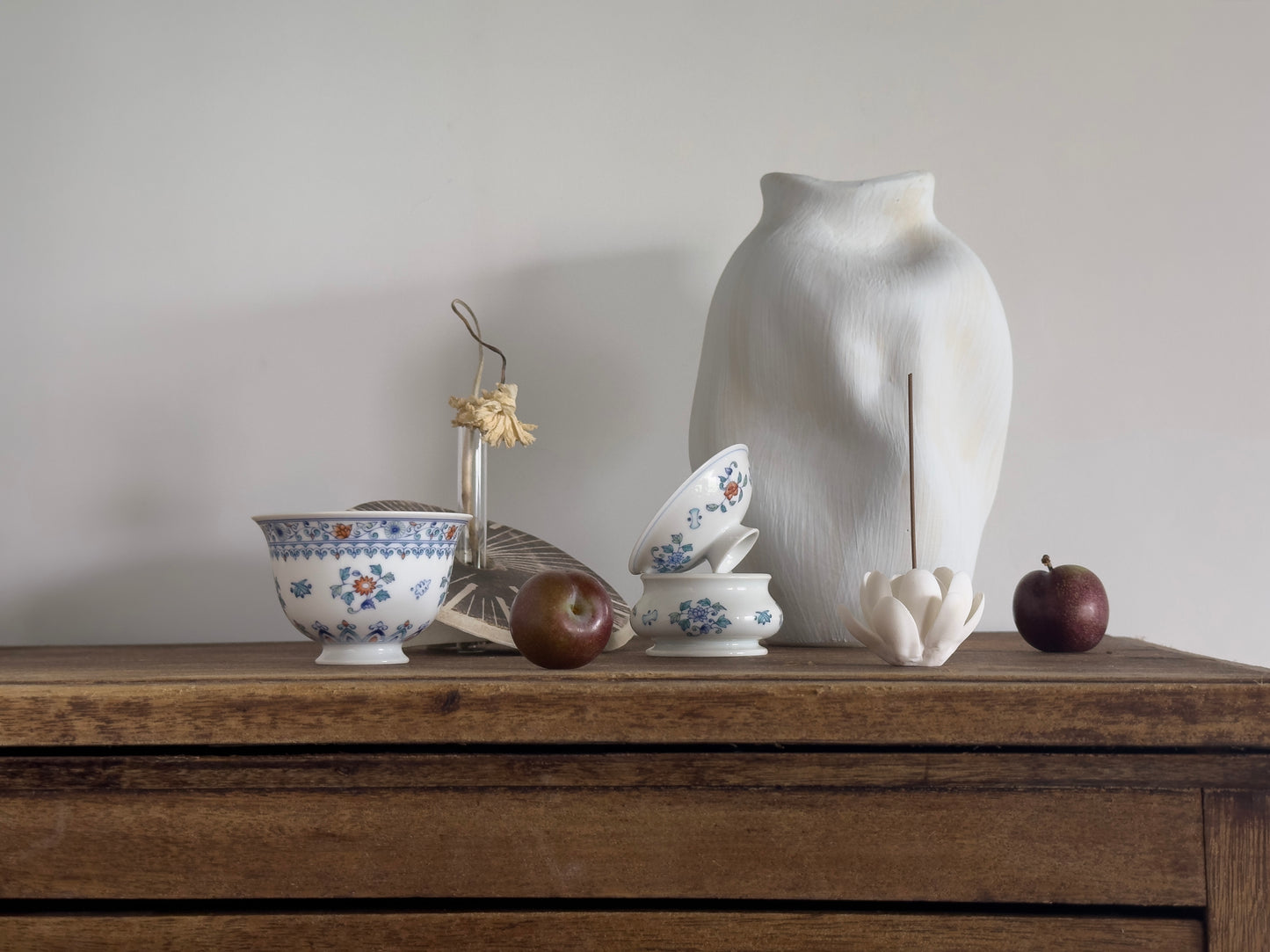 Ming Garden | Doucai-Inspired Gaiwan & Incense Set (Small)