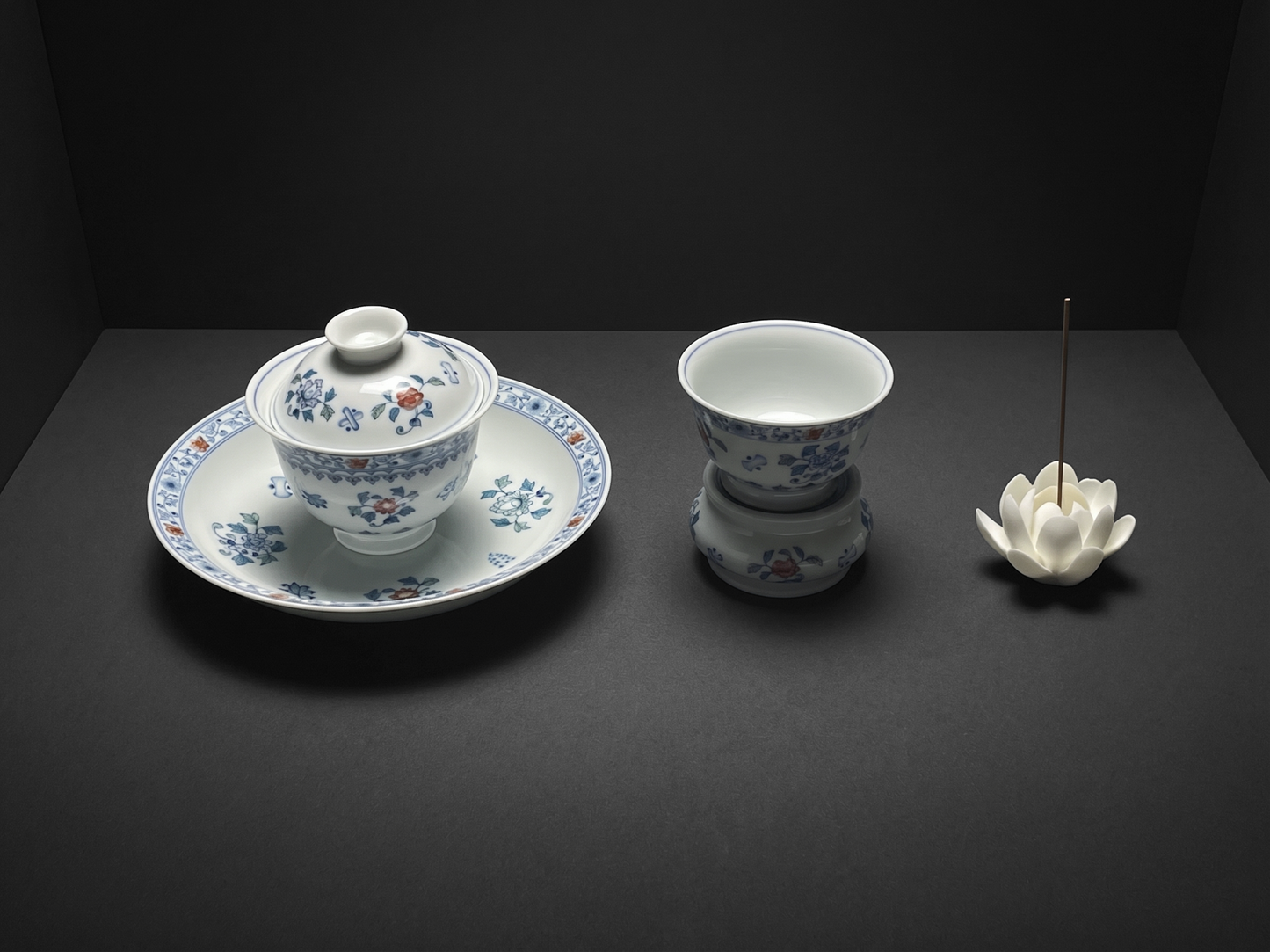 Ming Garden | Doucai-Inspired Gaiwan & Incense Set (Large)