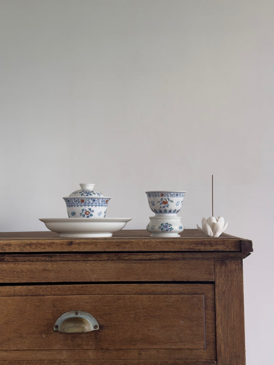 Ming Garden | Doucai-Inspired Gaiwan & Incense Set (Large)