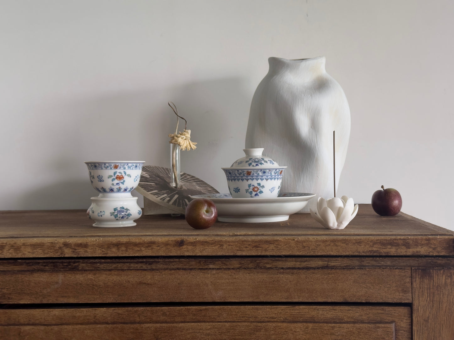Ming Garden | Doucai-Inspired Gaiwan & Incense Set (Large)