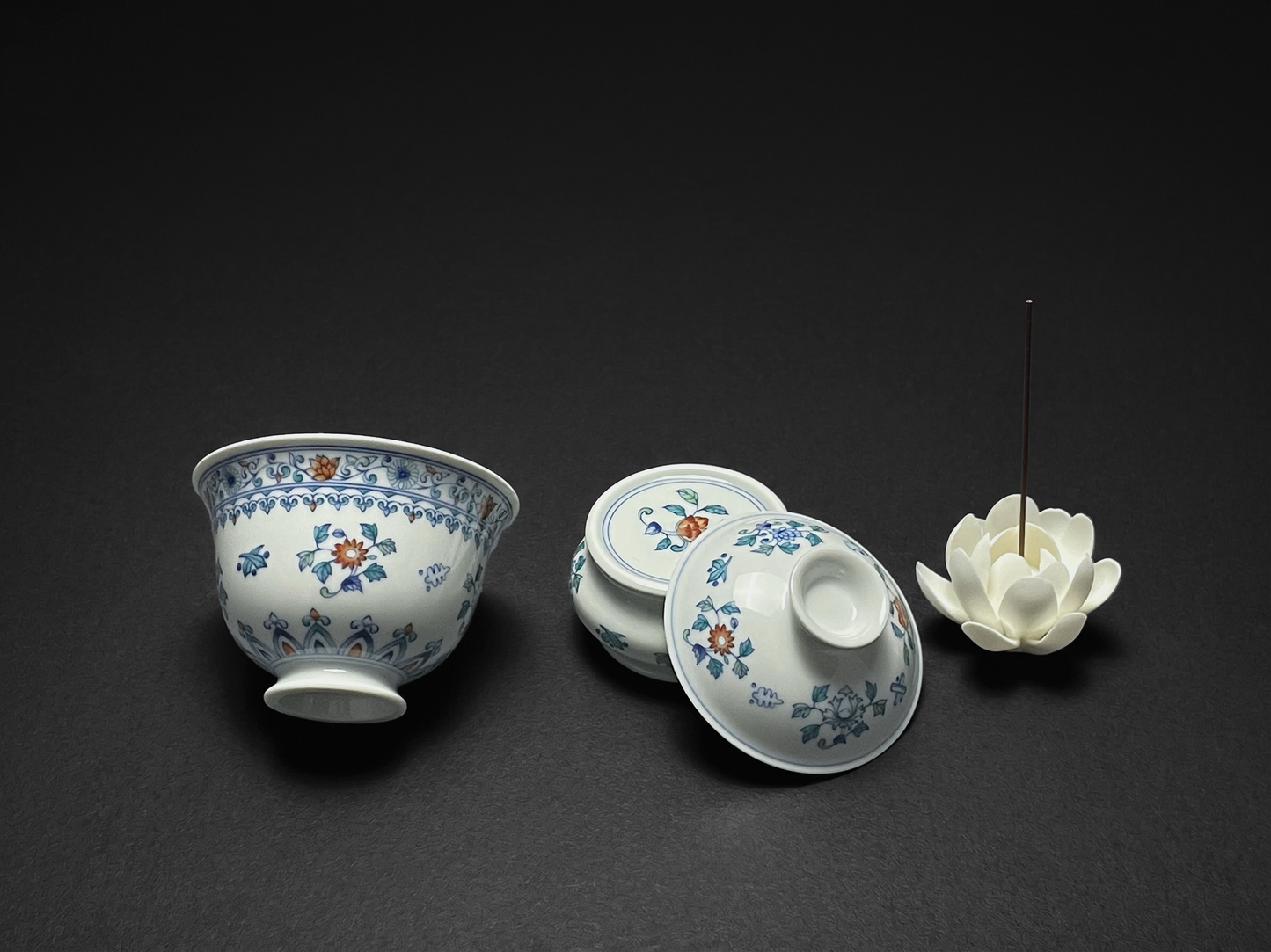 Ming Garden | Doucai-Inspired Gaiwan & Incense Set (Small)