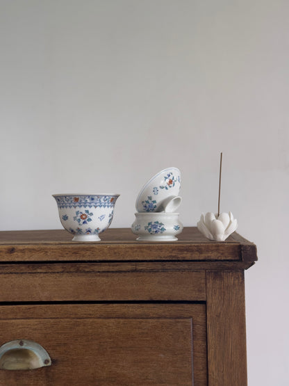 Ming Garden | Doucai-Inspired Gaiwan & Incense Set (Small)