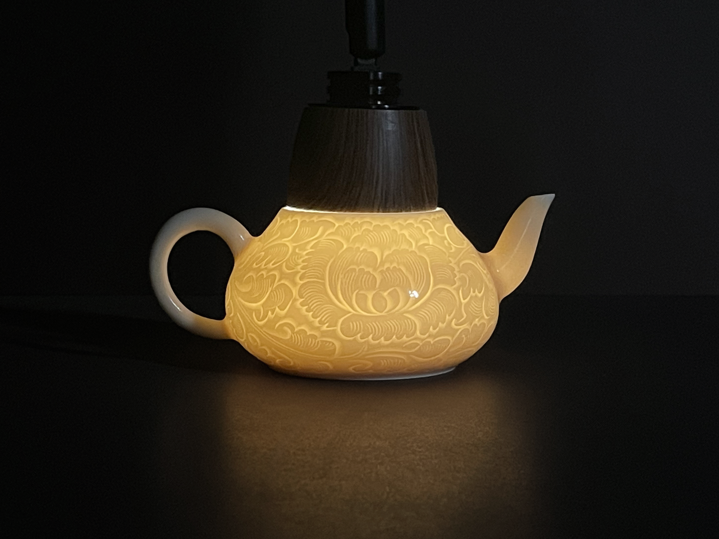 Pale Bloom | Honey Yellow Glaze Floral Relief Tea Set (Teapot)