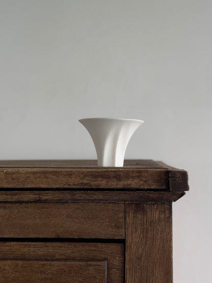 Micro Breeze | Paper White Teacup