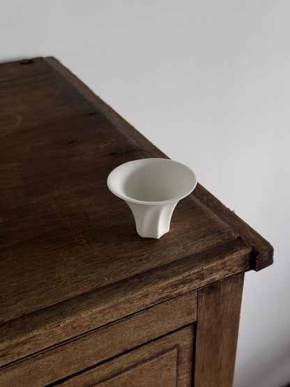 Micro Breeze | Paper White Teacup