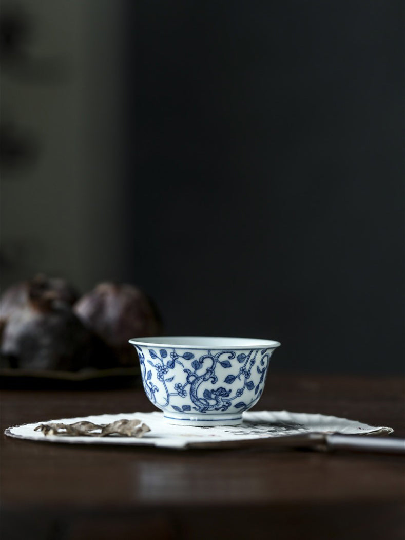 Jingdezhen Antique-Style Hand-Painted Blue & White Teacup – Stippled Dragon & Floral Motif