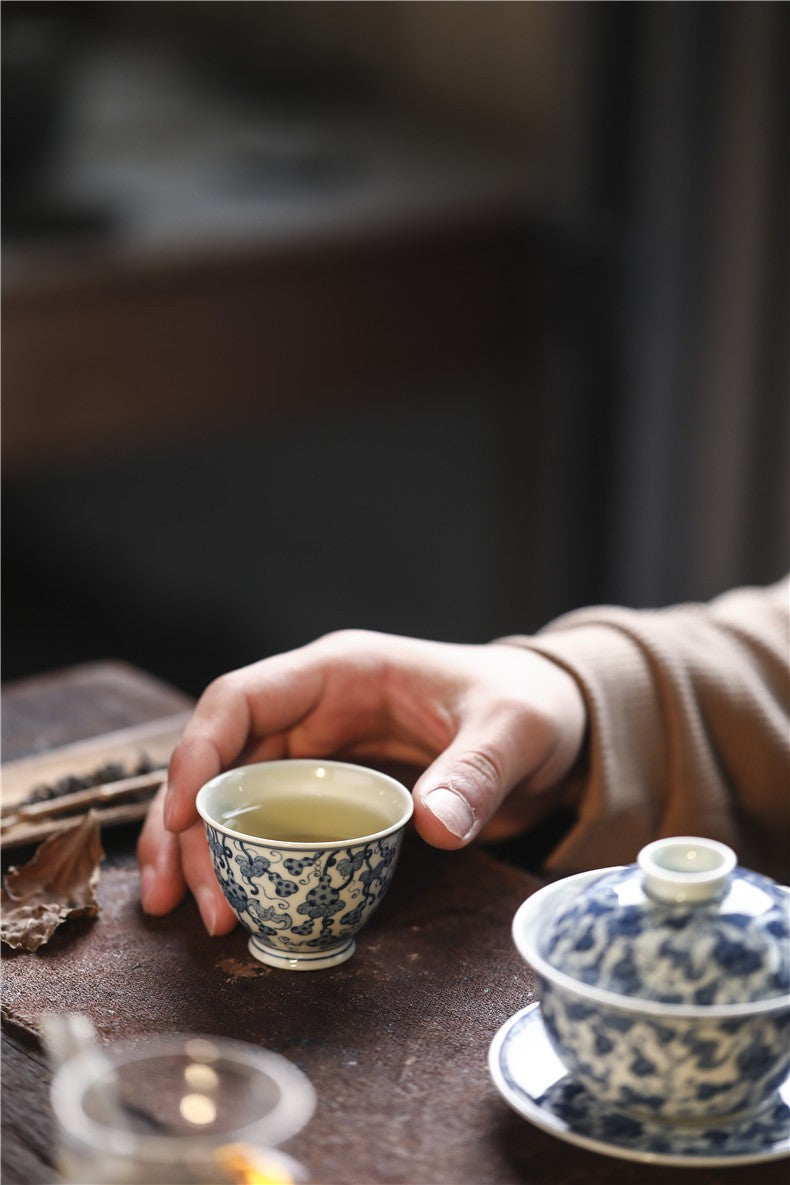 Jingdezhen Antique-Style Hand-Painted Wood-Fired Blue & White Ruyi Cup – Full-Coverage Bats & Gourds Motif