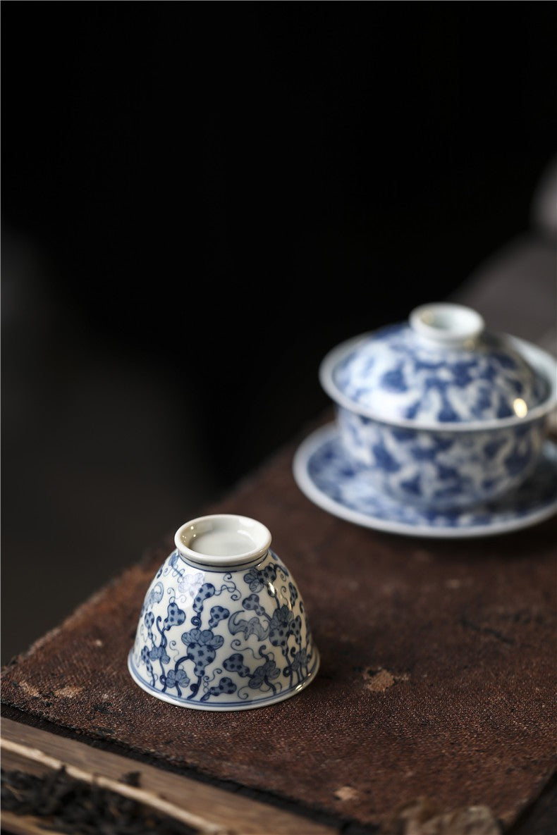 Jingdezhen Antique-Style Hand-Painted Wood-Fired Blue & White Ruyi Cup – Full-Coverage Bats & Gourds Motif