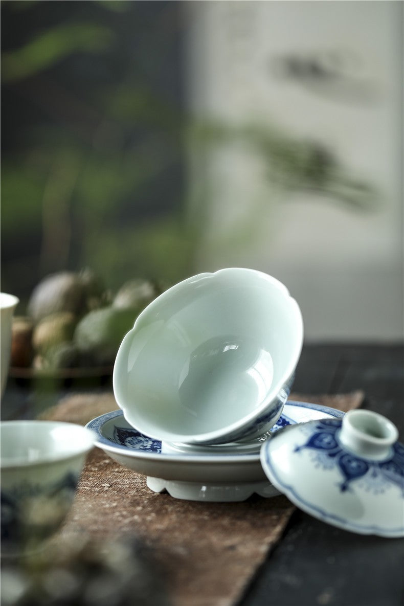 Antique-Style Wood-Fired Blue & White Sancai Gaiwan – Fish & Lotus Motif