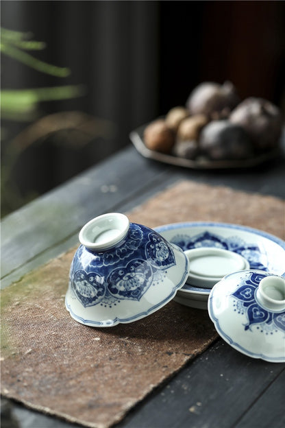 Antique-Style Wood-Fired Blue & White Sancai Gaiwan – Fish & Lotus Motif