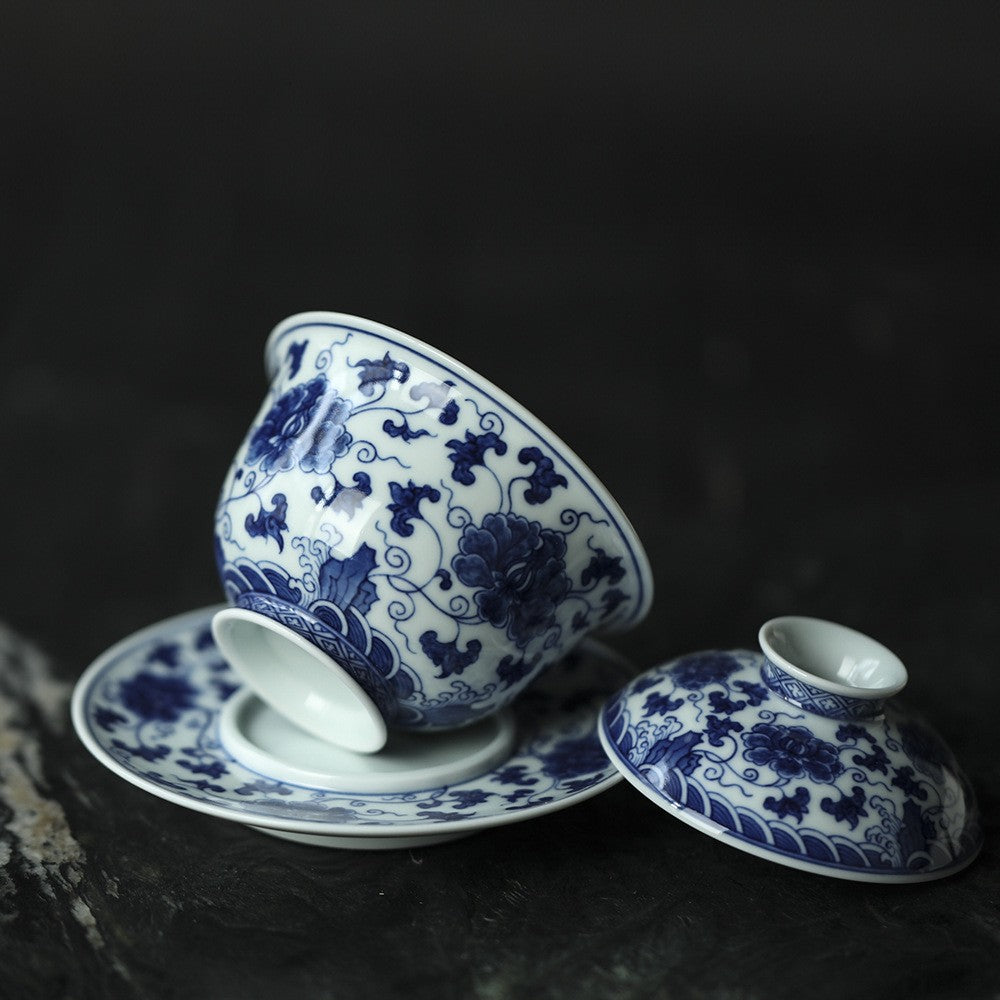Antique-Style Hand-Painted Blue & White Sancai Gaiwan – Interlocking Peony Motif
