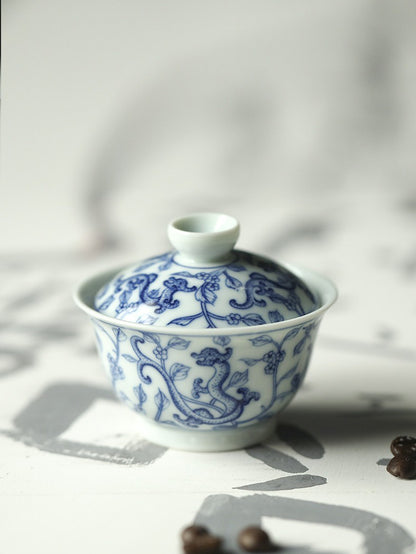 Jingdezhen Antique-Style Hand-Painted Blue & White Ercai Gaiwan – Stippled Dragon & Floral Motif