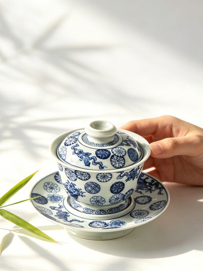 Jingdezhen Antique-Style Hand-Painted Wood-Fired Blue & White Sancai Gaiwan – Scattered Medallion & Eight Treasures Motif