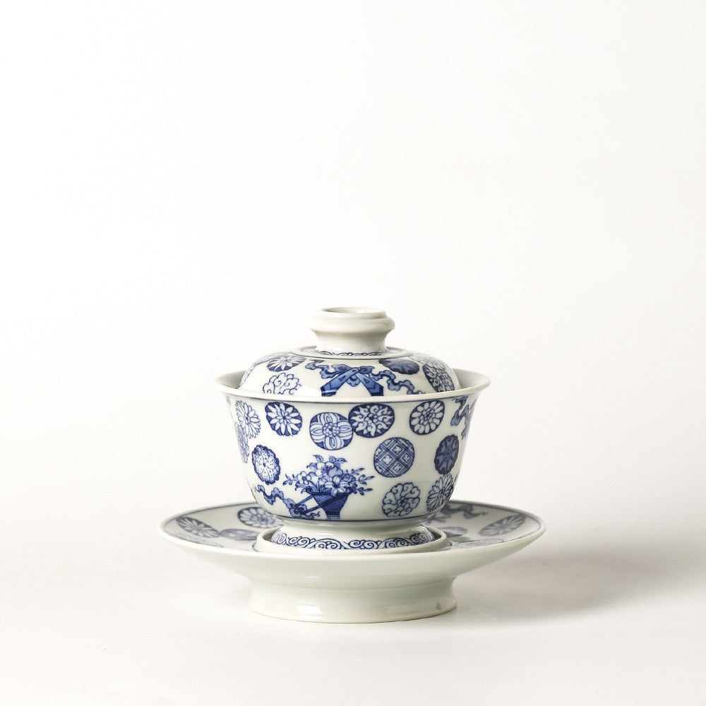 Jingdezhen Antique-Style Hand-Painted Wood-Fired Blue & White Sancai Gaiwan – Scattered Medallion & Eight Treasures Motif