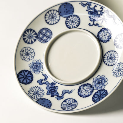 Jingdezhen Antique-Style Hand-Painted Wood-Fired Blue & White Sancai Gaiwan – Scattered Medallion & Eight Treasures Motif