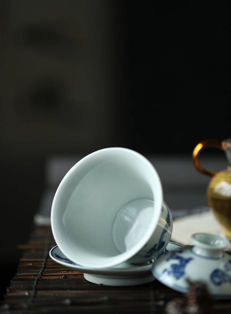 Jingdezhen Antique-Style Hand-Painted Wood-Fired Blue & White Sancai Gaiwan – Stippled Chilong Motif